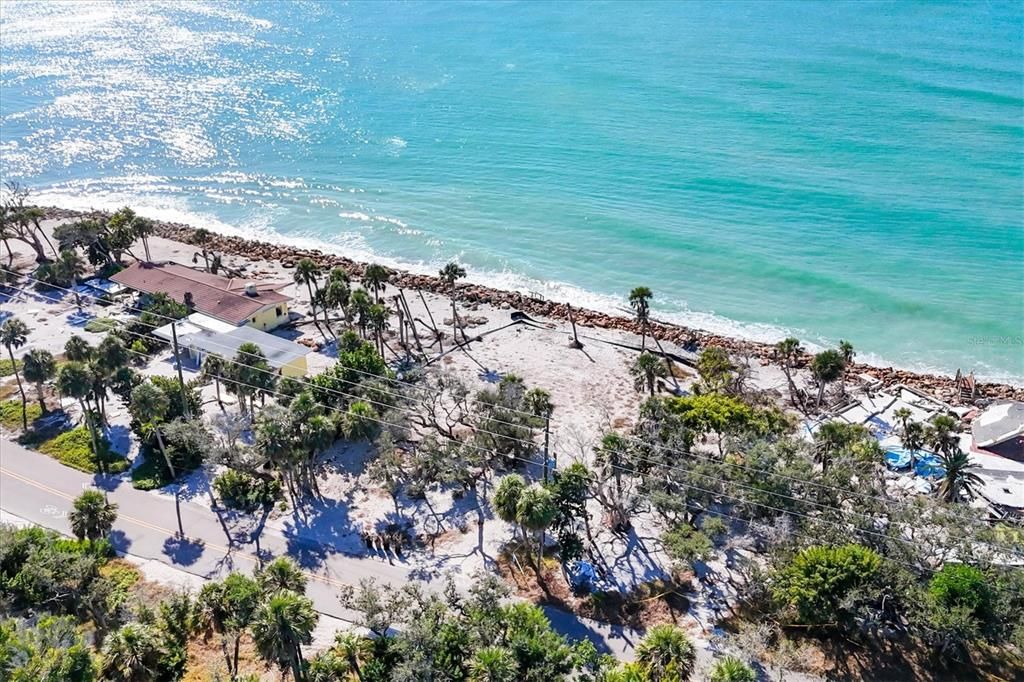 For Sale: $1,200,000 (0.44 acres)