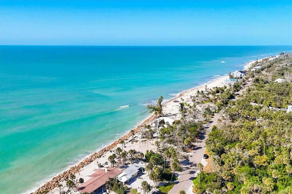 For Sale: $1,200,000 (0.44 acres)