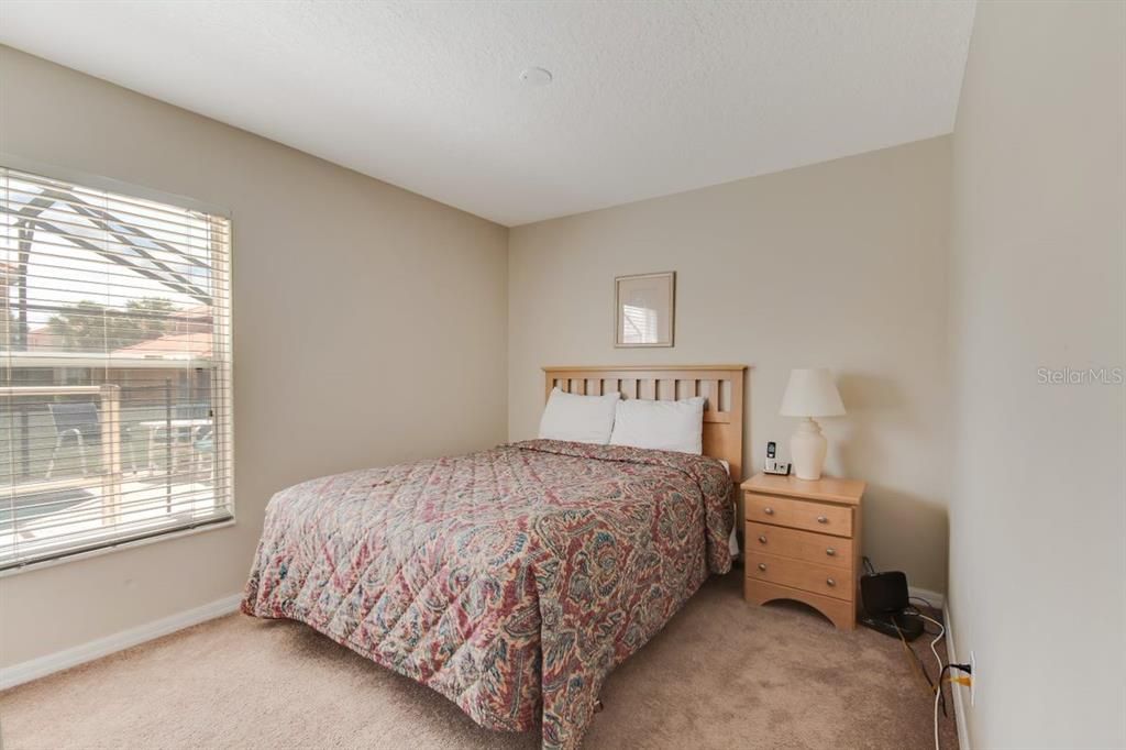 待售: $389,900 (4 贝兹, 2 浴室, 1940 平方英尺)