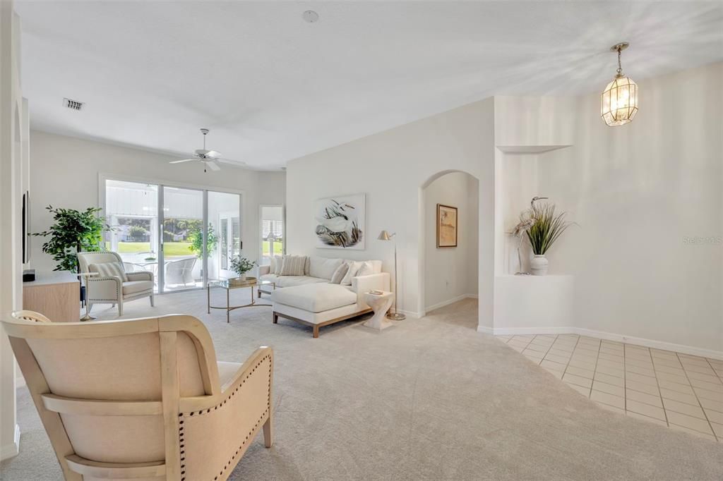 For Sale: $350,000 (2 beds, 2 baths, 1515 Square Feet)