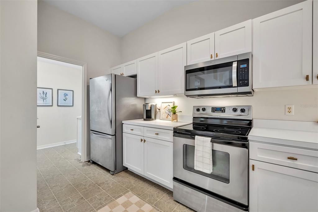 For Sale: $350,000 (2 beds, 2 baths, 1515 Square Feet)