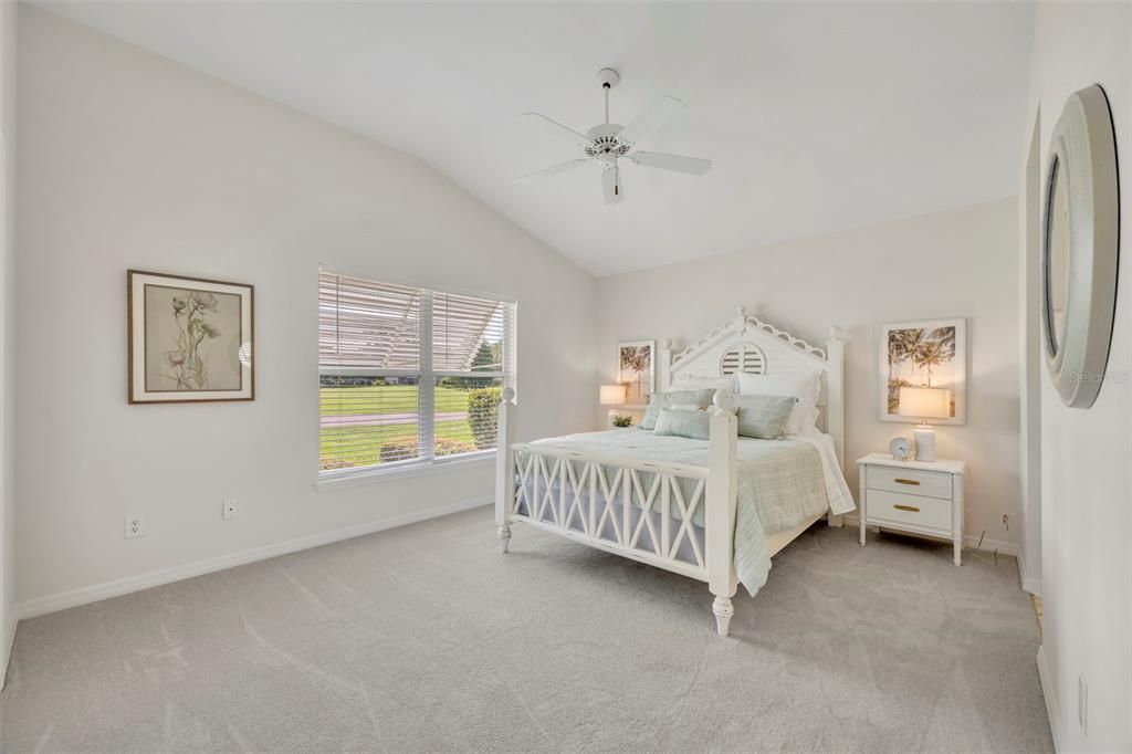 For Sale: $350,000 (2 beds, 2 baths, 1515 Square Feet)