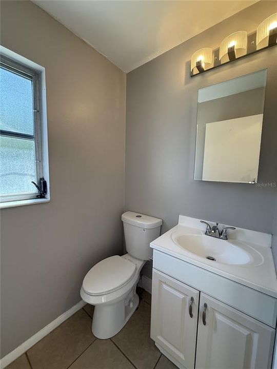 For Rent: $1,500 (2 beds, 1 baths, 783 Square Feet)