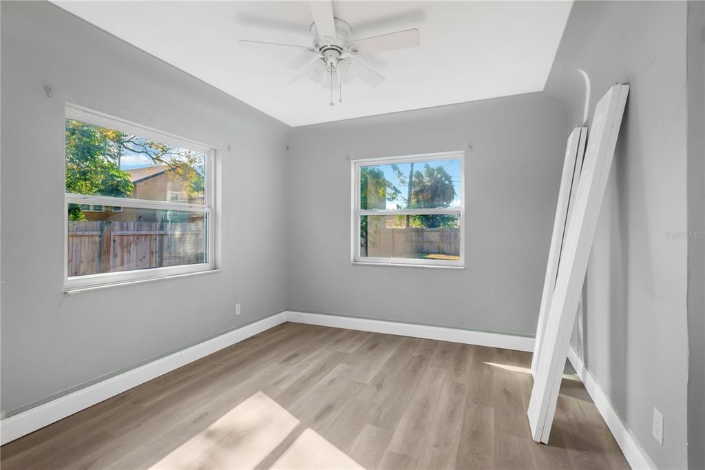 待售: $295,000 (3 贝兹, 2 浴室, 1128 平方英尺)