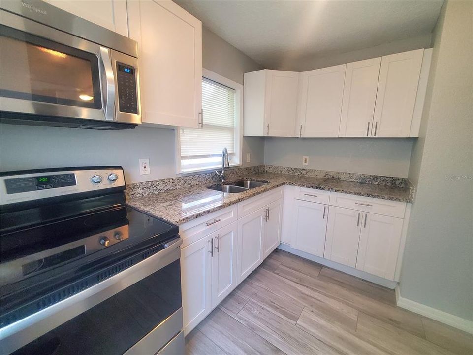 For Rent: $1,695 (2 beds, 1 baths, 610 Square Feet)