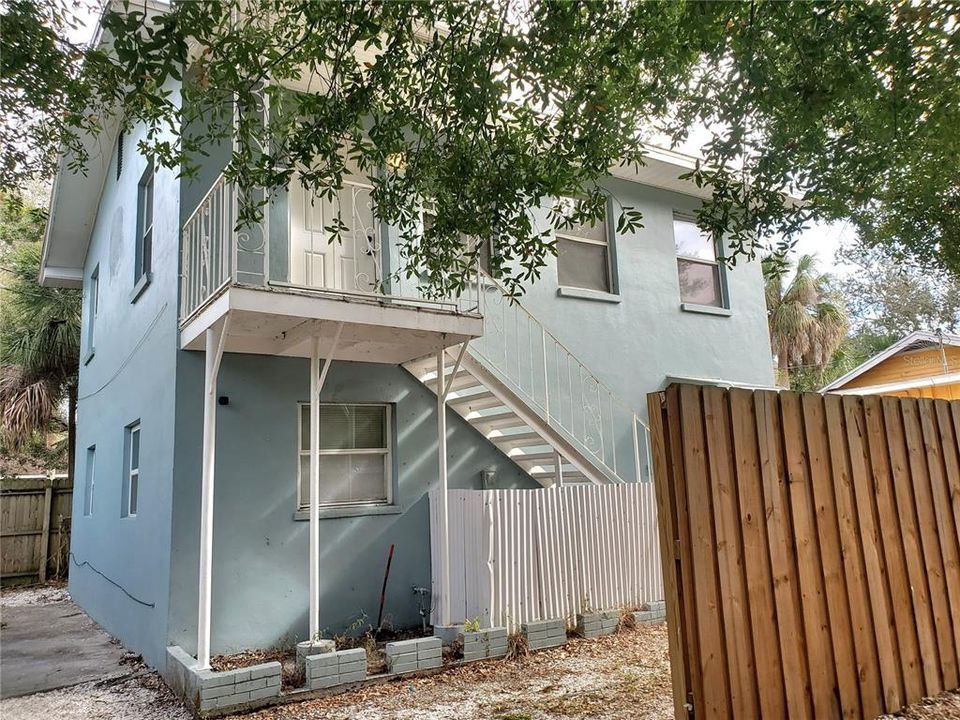 For Rent: $1,695 (2 beds, 1 baths, 610 Square Feet)