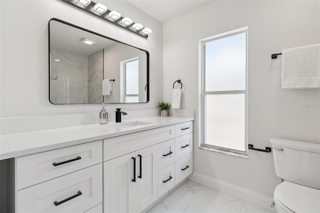 待售: $310,000 (3 贝兹, 2 浴室, 1652 平方英尺)