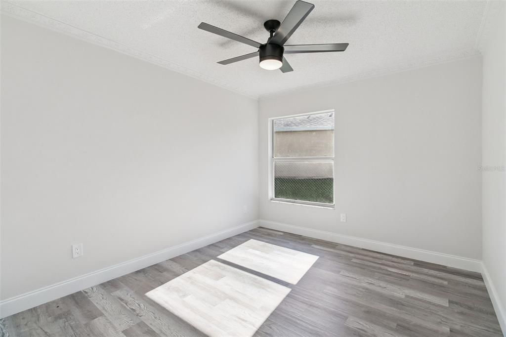 待售: $310,000 (3 贝兹, 2 浴室, 1652 平方英尺)