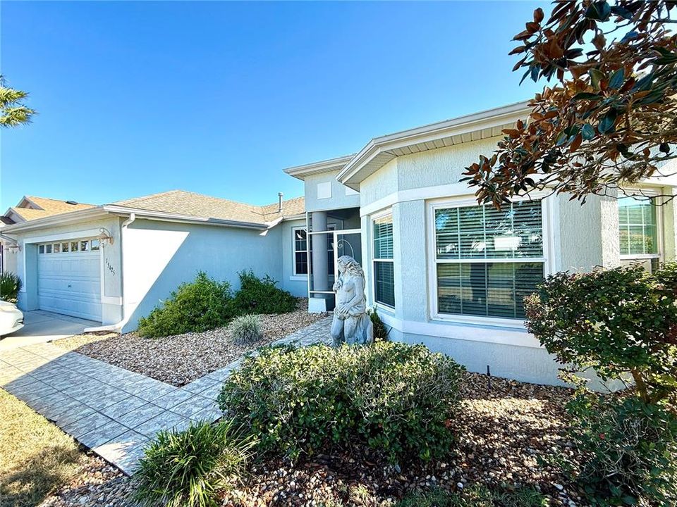 For Sale: $324,995 (4 beds, 3 baths, 3237 Square Feet)