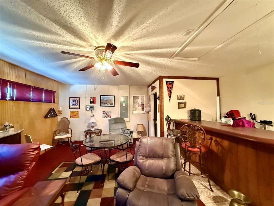 For Sale: $324,995 (4 beds, 3 baths, 3237 Square Feet)