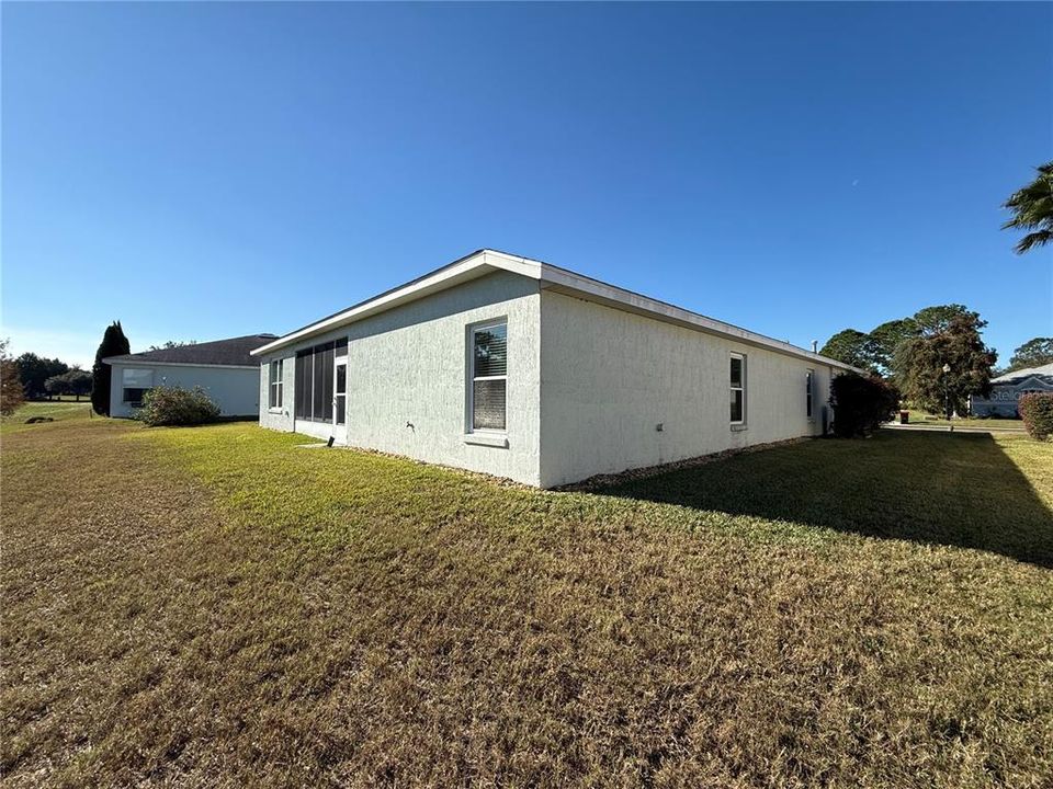 For Sale: $324,995 (4 beds, 3 baths, 3237 Square Feet)