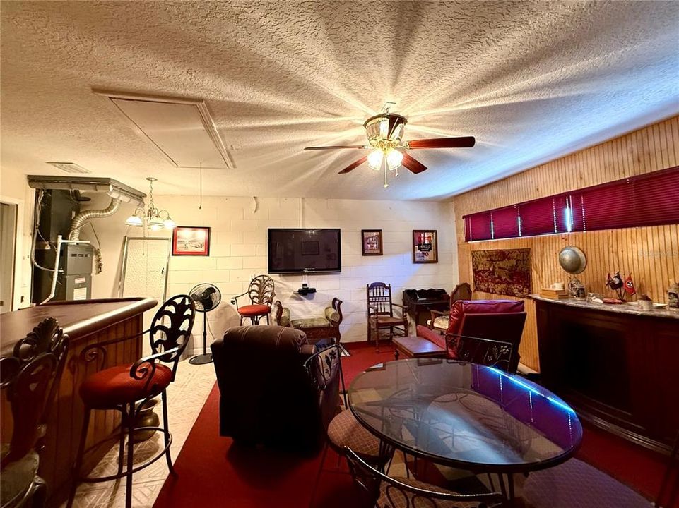 For Sale: $324,995 (4 beds, 3 baths, 3237 Square Feet)