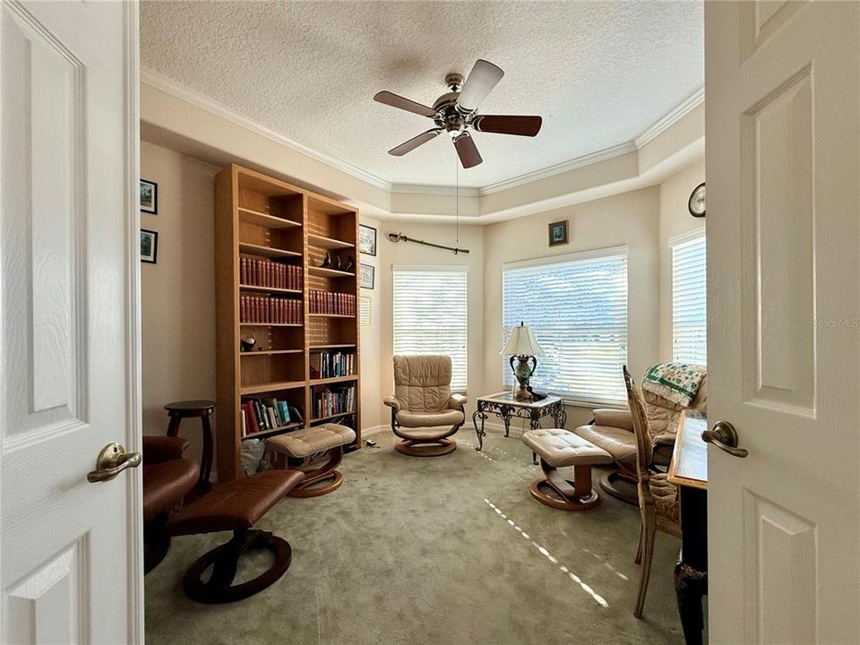 For Sale: $324,995 (4 beds, 3 baths, 3237 Square Feet)