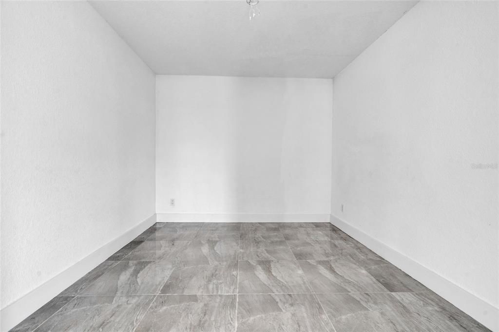 На продажу: $285,000 (3 спален, 2 ванн, 1806 Квадратных фут)