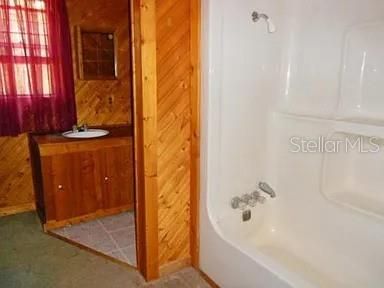 待售: $149,000 (3 贝兹, 3 浴室, 1932 平方英尺)