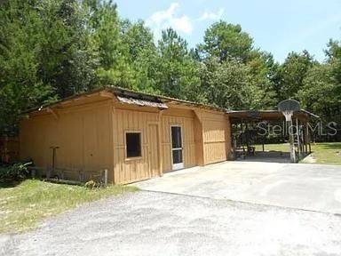 待售: $149,000 (3 贝兹, 3 浴室, 1932 平方英尺)