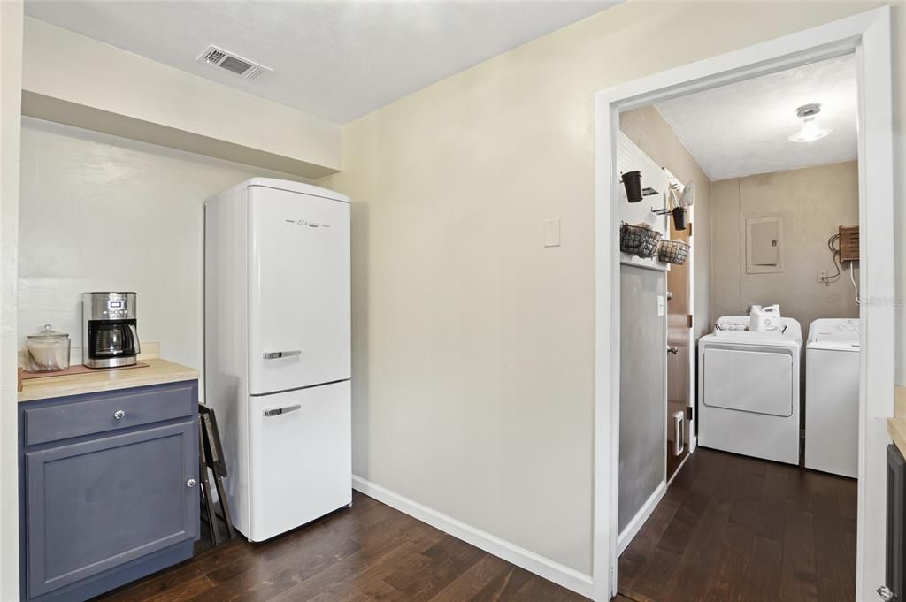 待售: $299,900 (3 贝兹, 2 浴室, 1286 平方英尺)