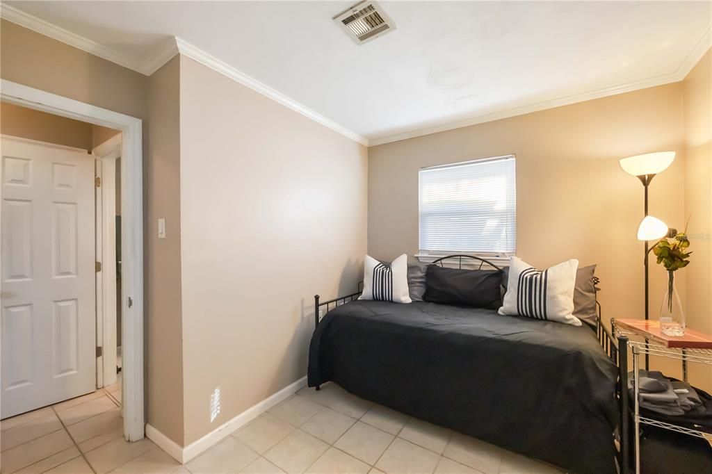 En Venta: $480,000 (4 camas, 2 baños, 2086 Pies cuadrados)