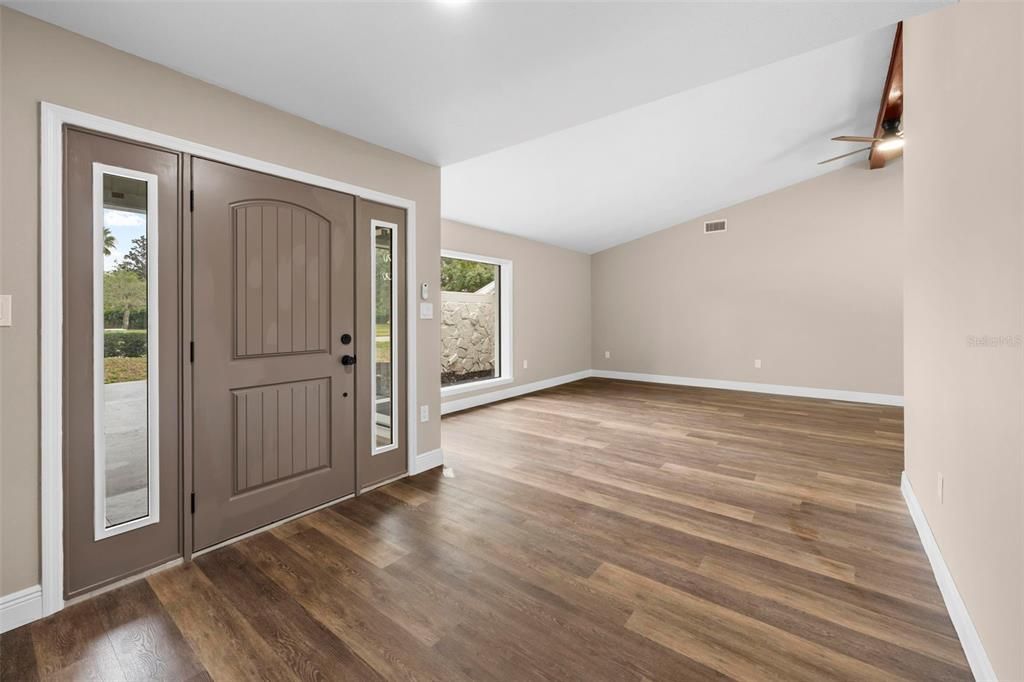 待售: $710,000 (3 贝兹, 4 浴室, 2982 平方英尺)