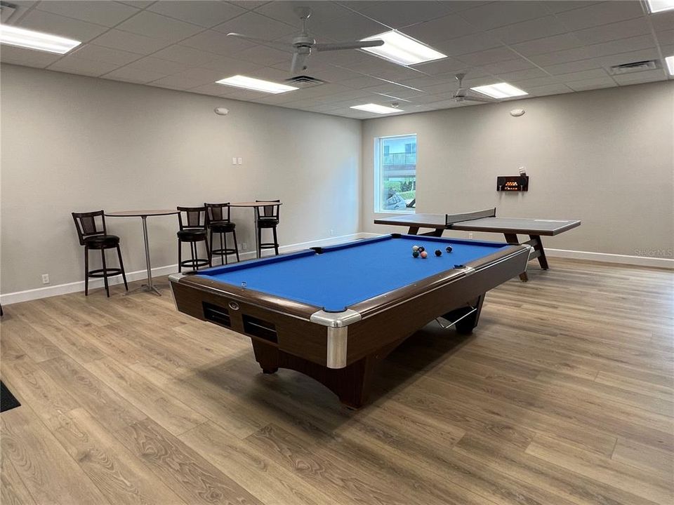 待售: $499,000 (2 贝兹, 2 浴室, 1093 平方英尺)