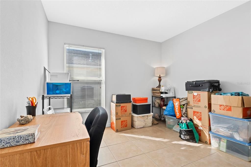 For Sale: $299,999 (3 beds, 2 baths, 1596 Square Feet)