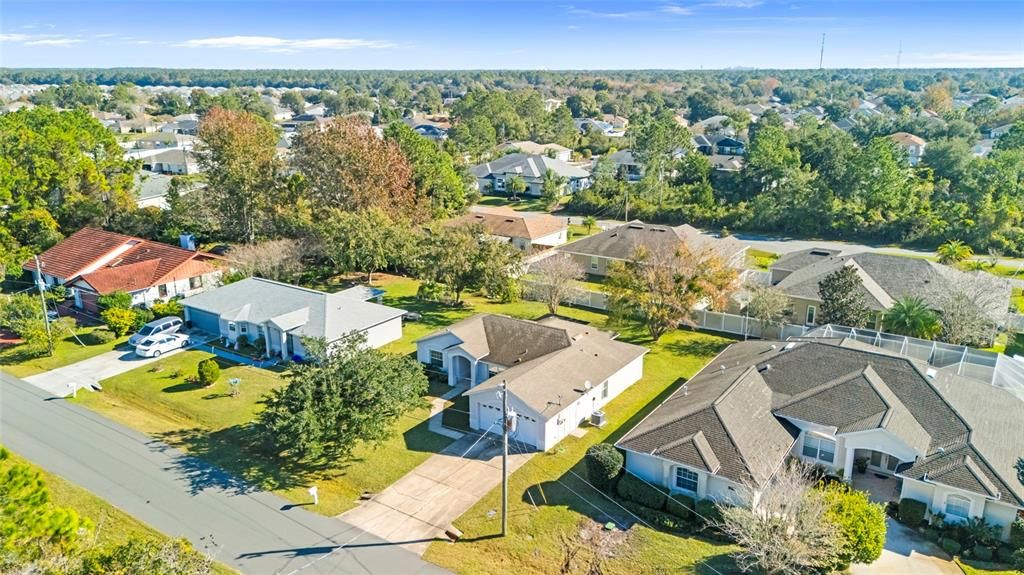 For Sale: $299,999 (3 beds, 2 baths, 1596 Square Feet)