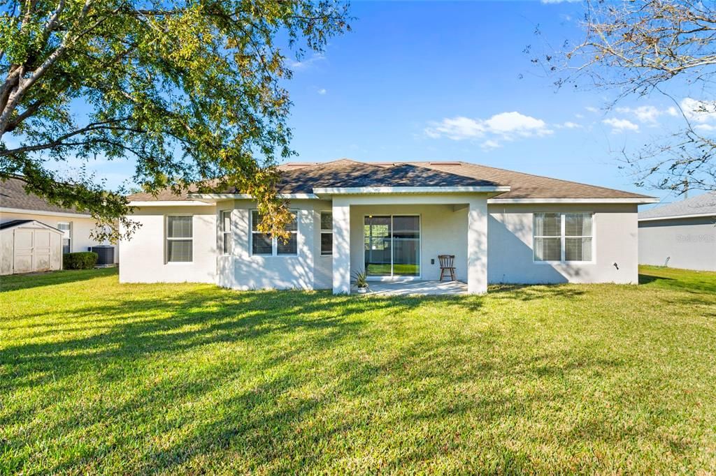 For Sale: $299,999 (3 beds, 2 baths, 1596 Square Feet)