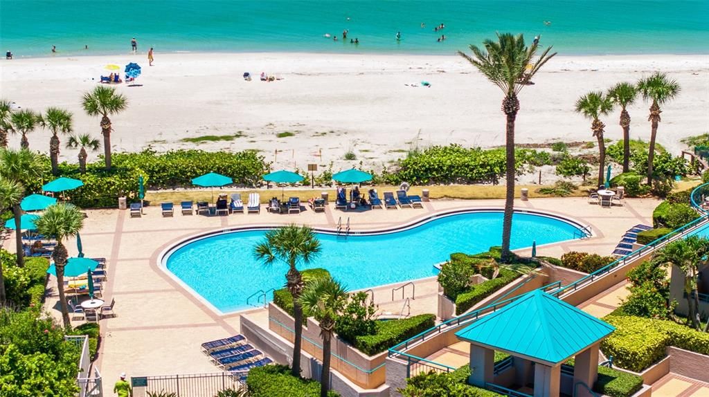 For Sale: $1,250,000 (2 beds, 2 baths, 1579 Square Feet)