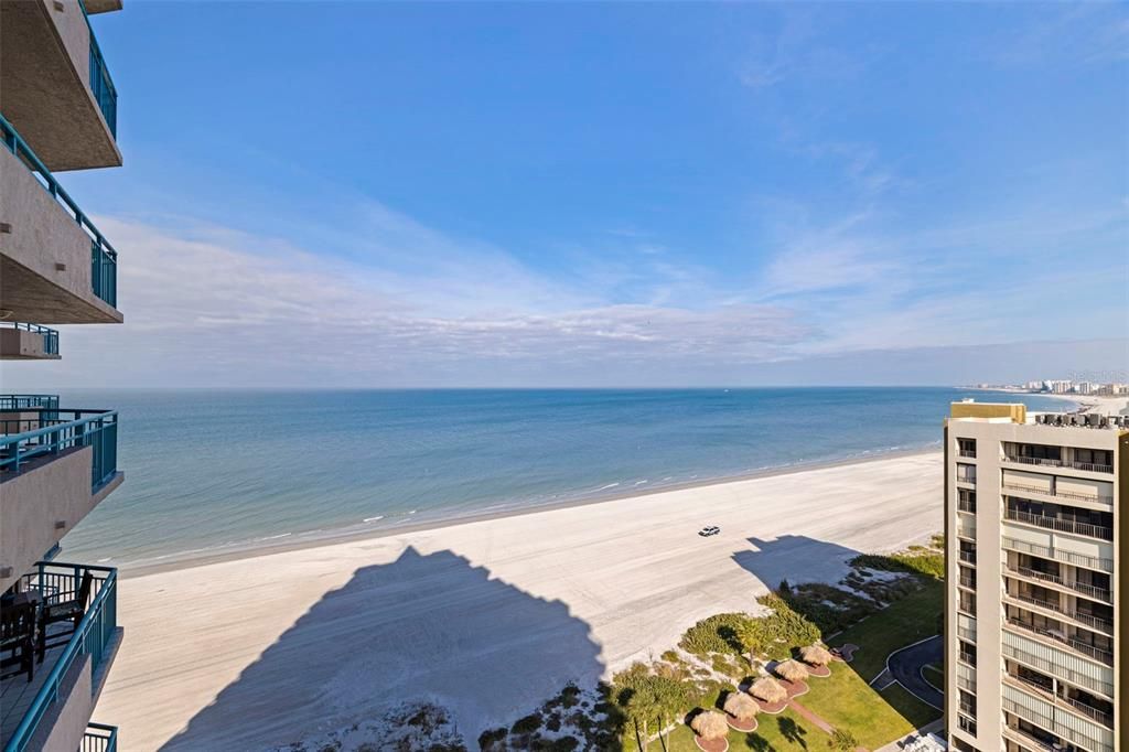 For Sale: $1,250,000 (2 beds, 2 baths, 1579 Square Feet)