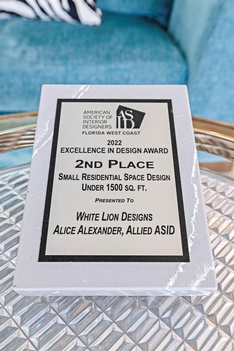 For Sale: $1,250,000 (2 beds, 2 baths, 1579 Square Feet)