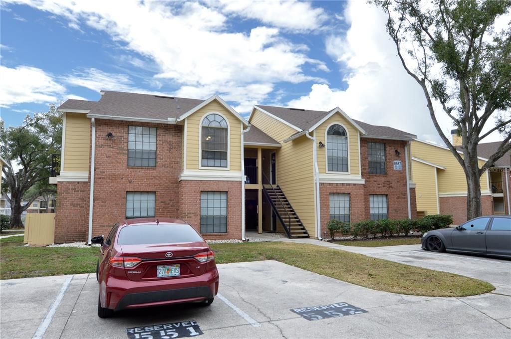 合同活跃: $1,850 (1 贝兹, 1 浴室, 625 平方英尺)