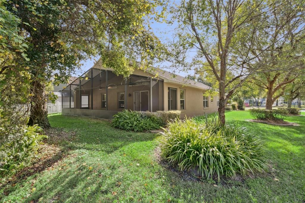 For Sale: $489,990 (3 beds, 2 baths, 1998 Square Feet)