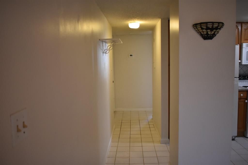 Под контрактом: $99,900 (1 спален, 1 ванн, 640 Квадратных фут)