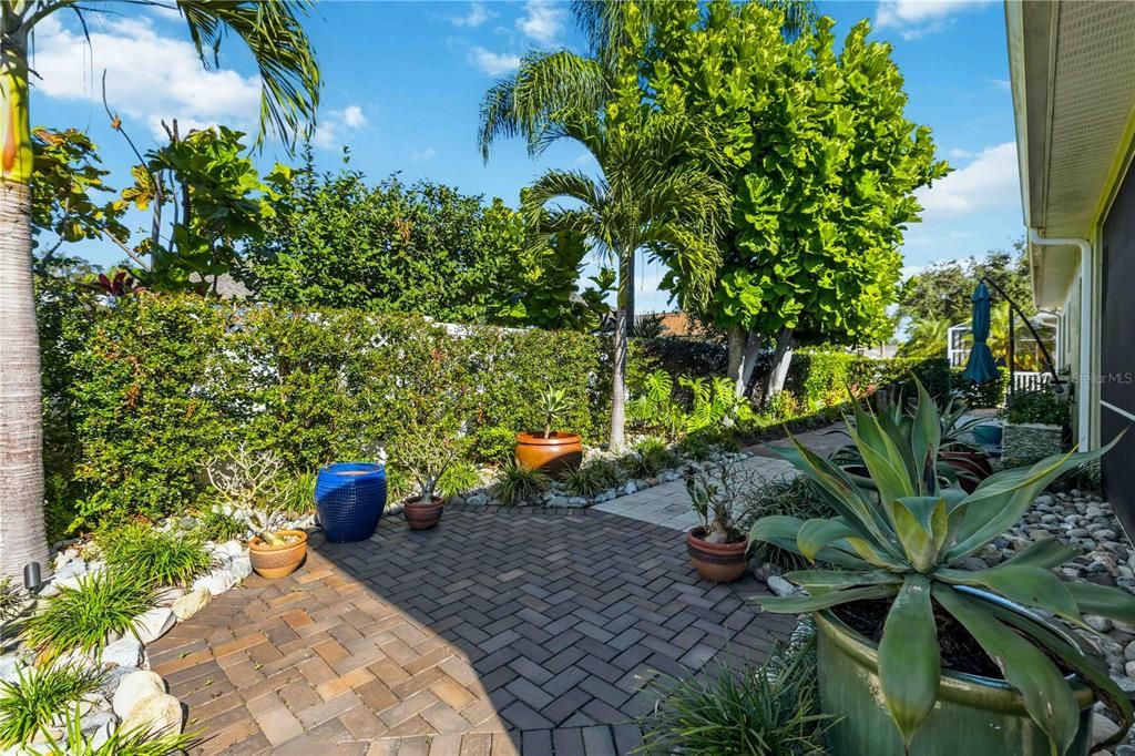 待售: $799,000 (3 贝兹, 3 浴室, 2627 平方英尺)