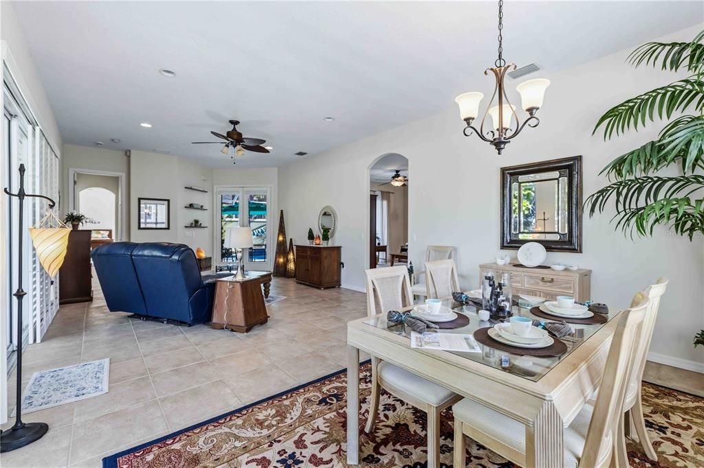 待售: $799,000 (3 贝兹, 3 浴室, 2627 平方英尺)