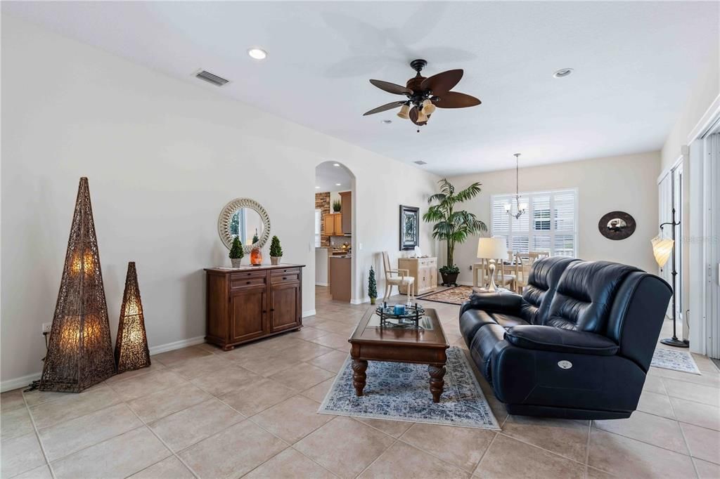 待售: $799,000 (3 贝兹, 3 浴室, 2627 平方英尺)