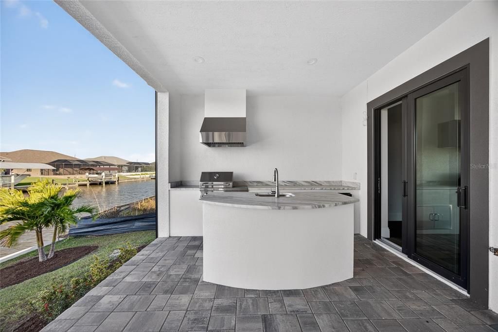 For Sale: $849,000 (3 beds, 2 baths, 2058 Square Feet)