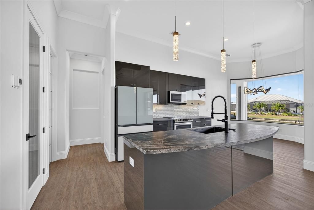 For Sale: $849,000 (3 beds, 2 baths, 2058 Square Feet)