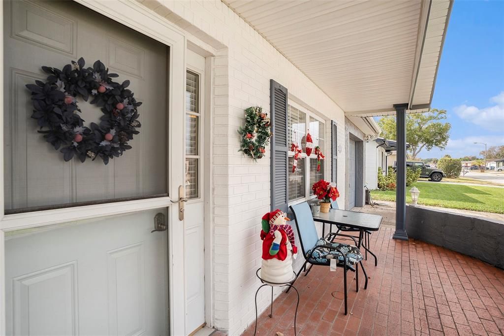 For Sale: $260,000 (2 beds, 2 baths, 1334 Square Feet)