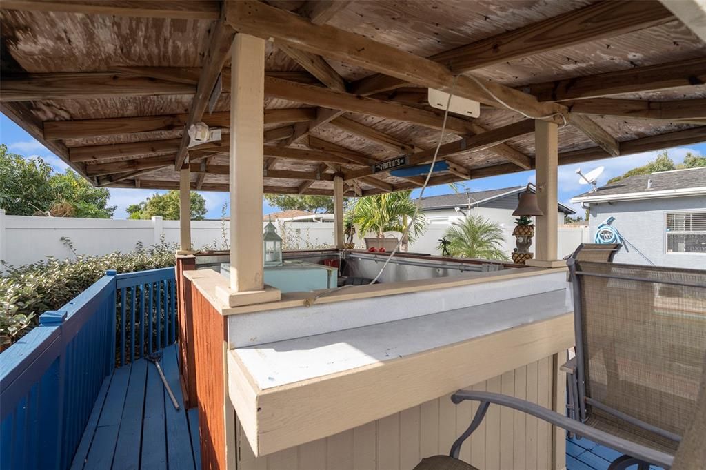 For Sale: $260,000 (2 beds, 2 baths, 1334 Square Feet)