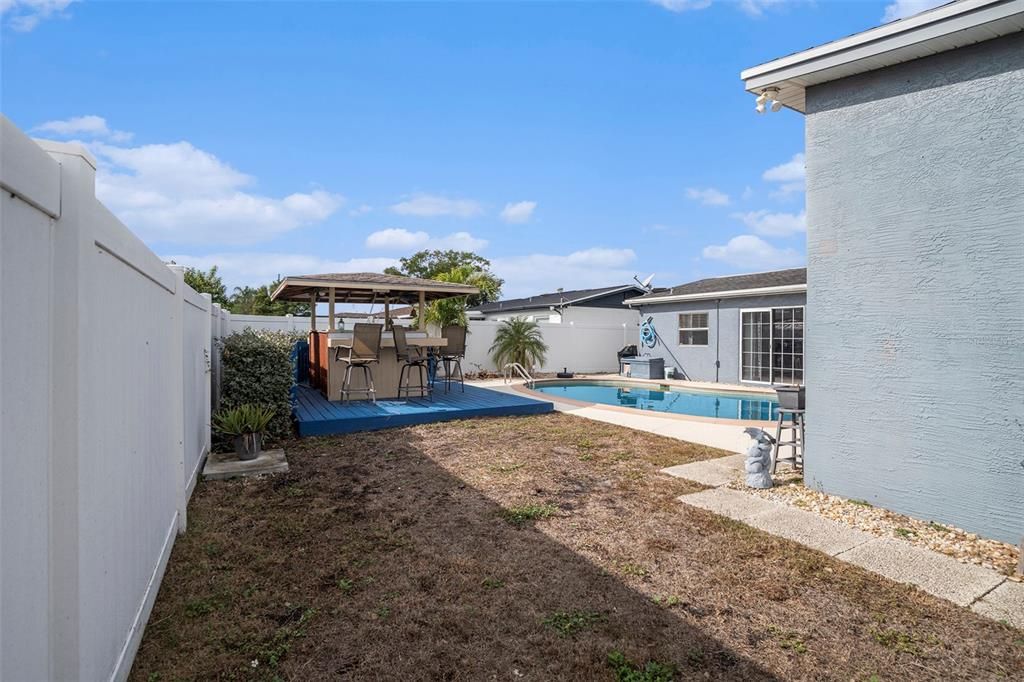 For Sale: $260,000 (2 beds, 2 baths, 1334 Square Feet)