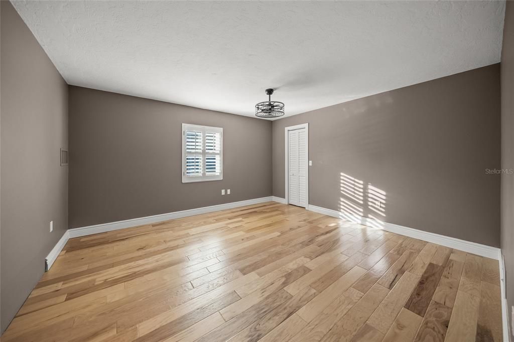 Active With Contract: $1,250,000 (4 beds, 4 baths, 3369 Square Feet)