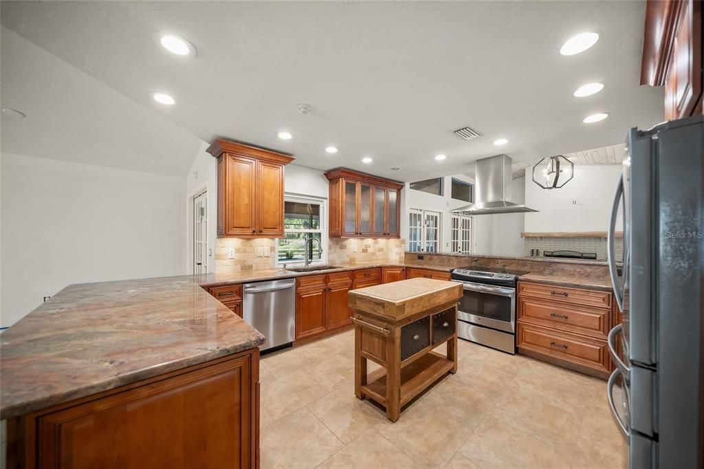 Active With Contract: $1,250,000 (4 beds, 4 baths, 3369 Square Feet)