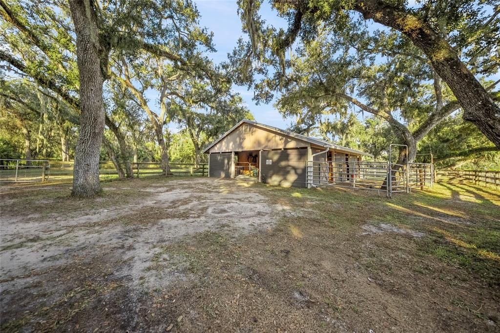 Active With Contract: $1,250,000 (4 beds, 4 baths, 3369 Square Feet)