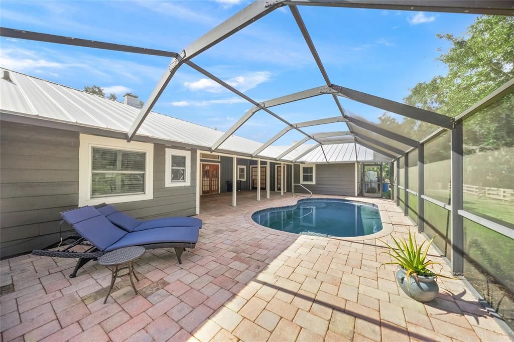 Active With Contract: $1,250,000 (4 beds, 4 baths, 3369 Square Feet)