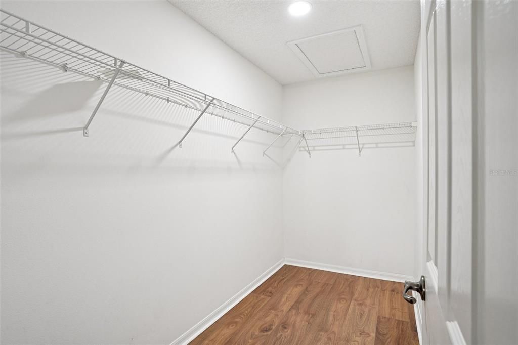 En Venta: $329,900 (3 camas, 2 baños, 1392 Pies cuadrados)