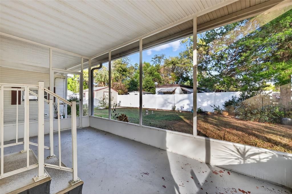 For Sale: $149,900 (2 beds, 2 baths, 1400 Square Feet)