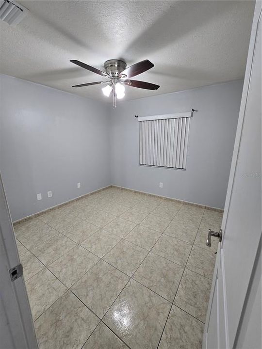 На продажу: $355,000 (3 спален, 2 ванн, 1334 Квадратных фут)