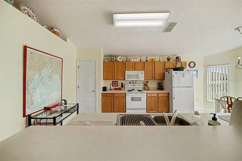 На продажу: $325,000 (2 спален, 2 ванн, 1489 Квадратных фут)