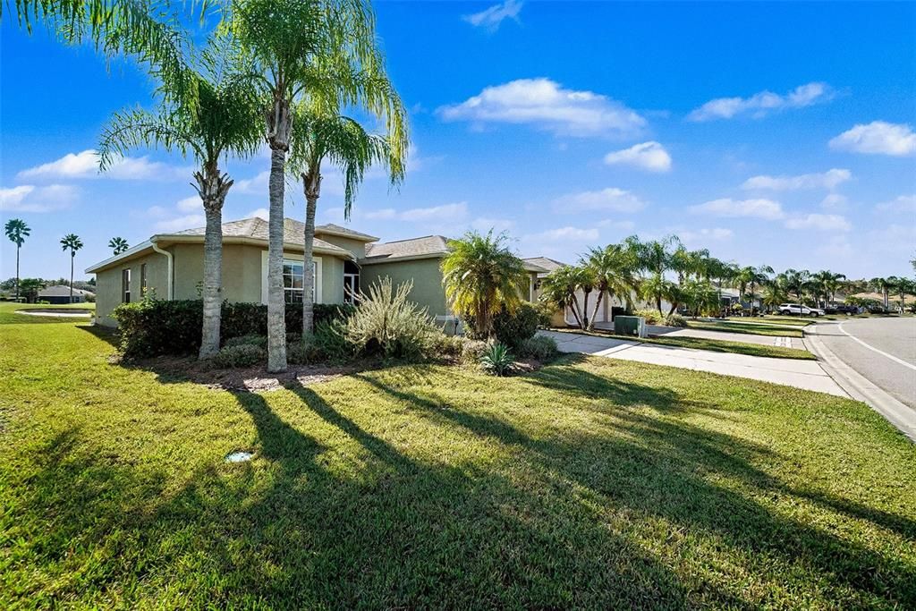 На продажу: $325,000 (2 спален, 2 ванн, 1489 Квадратных фут)